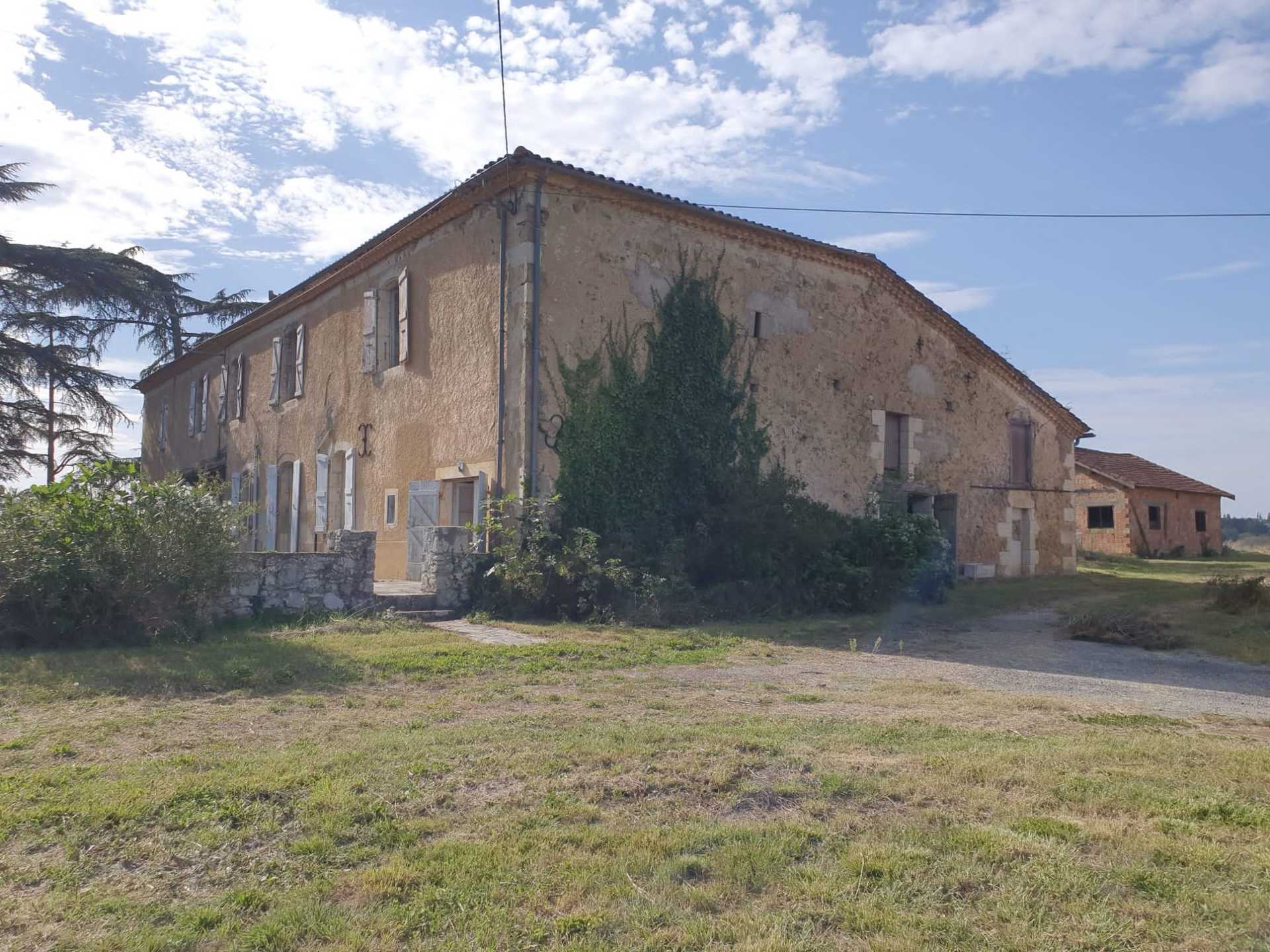 Hus i Auch, Occitanie 12515788