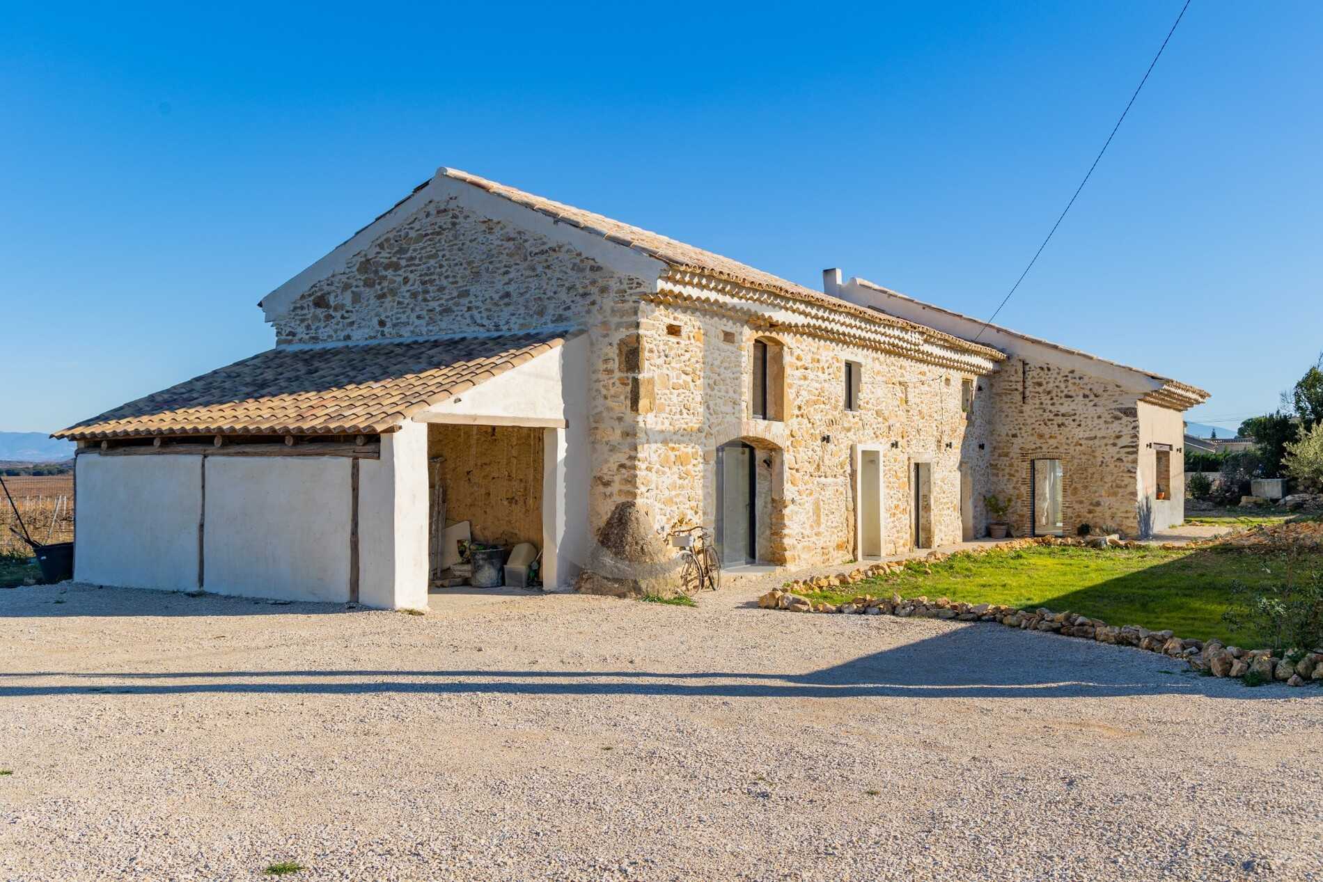 Hus i Sainte-Cecile-les-Vignes, Provence-Alpes-Cote d'Azur 12515806