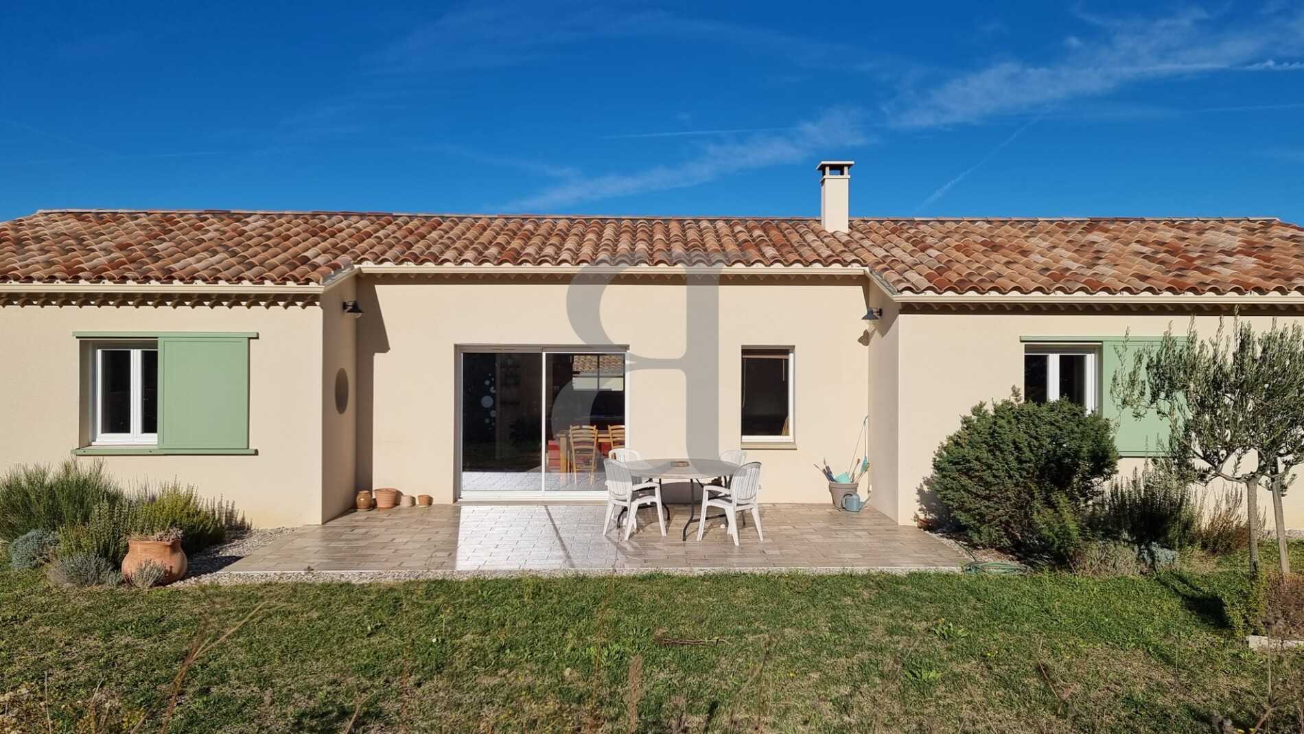 Huis in Malemort-du-Comtat, Provence-Alpes-Côte d'Azur 12515829