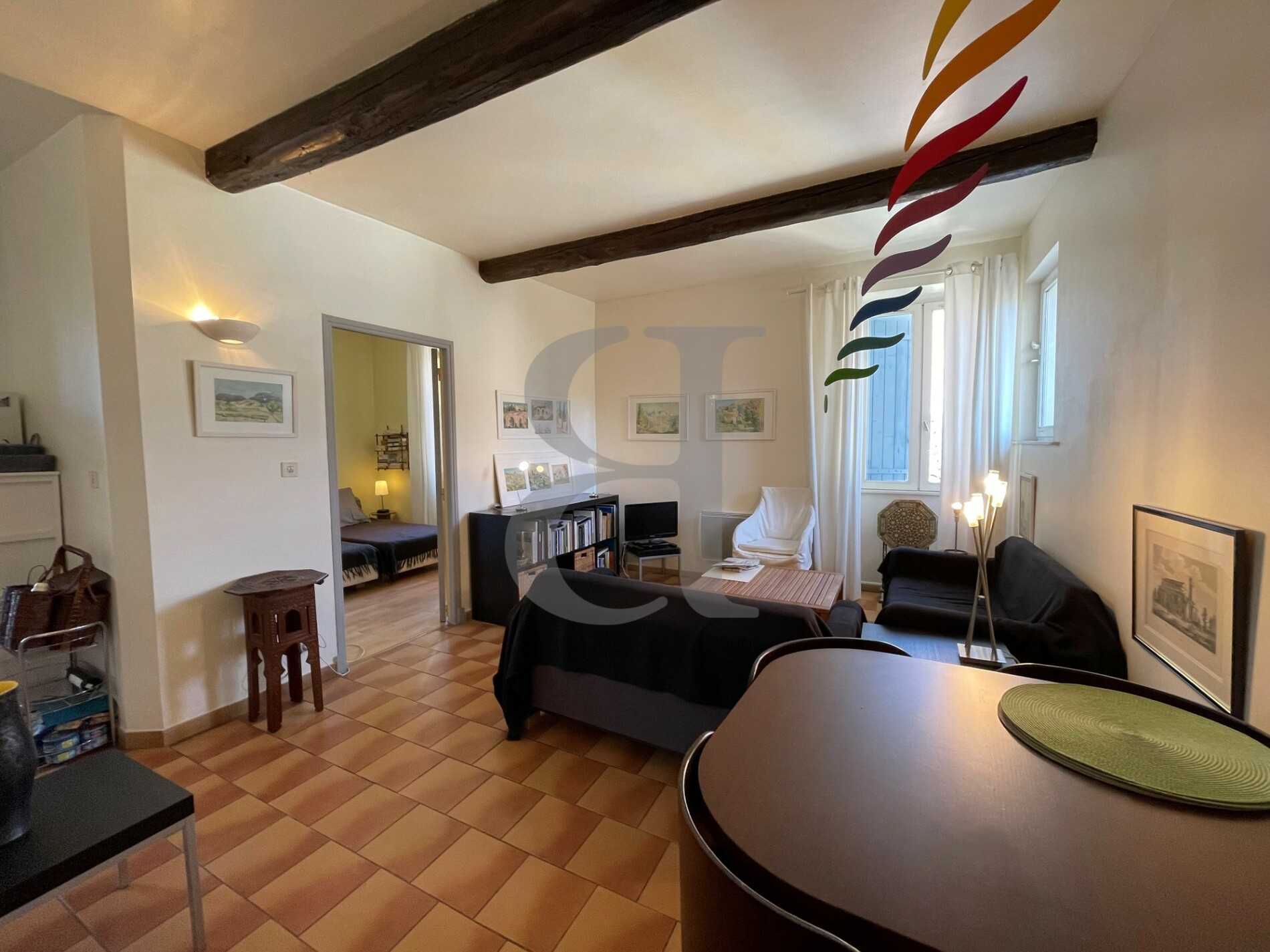 Condominium in Vaison-la-Romaine, Provence-Alpes-Cote d'Azur 12515834