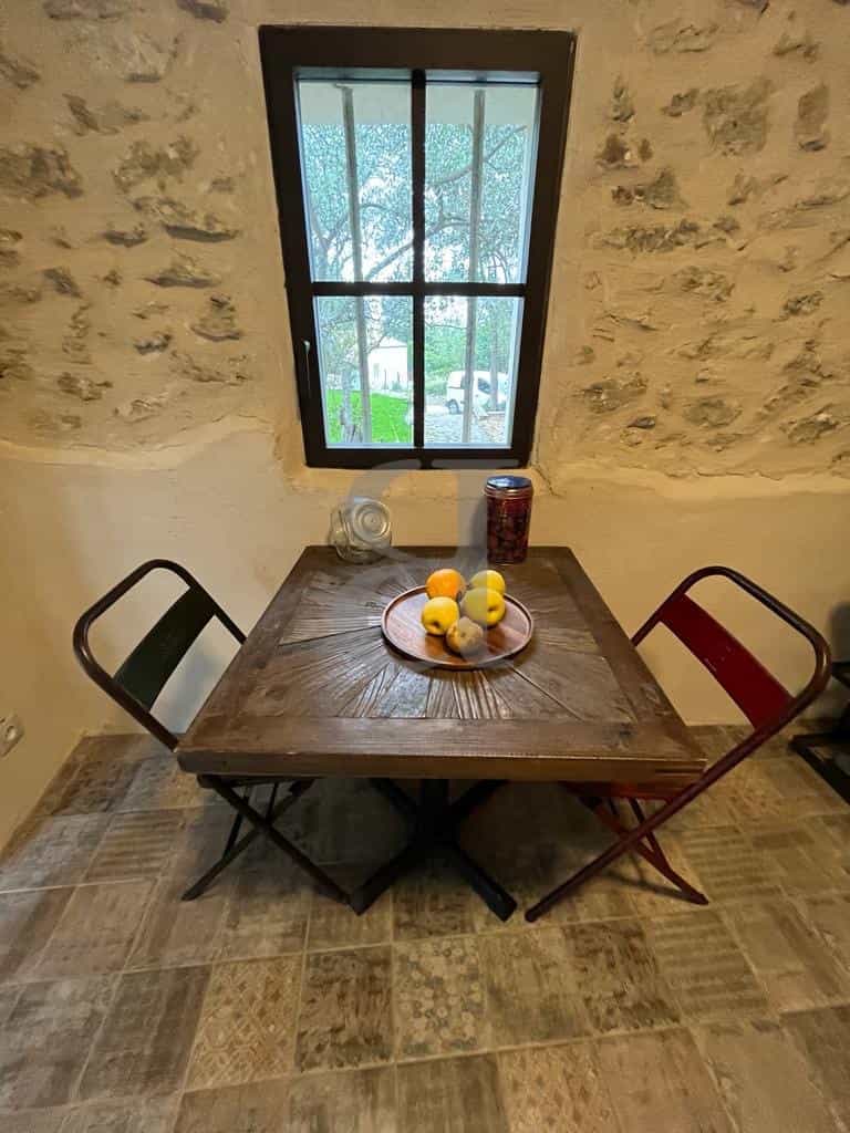 Rumah di Vaison-la-Romaine, Provence-Alpes-Côte d'Azur 12515839