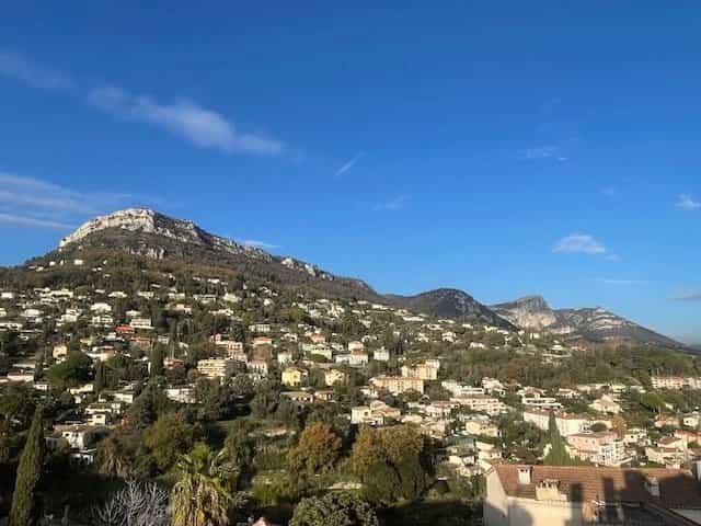 Condominio nel Vence, Provence-Alpes-Côte d'Azur 12515860