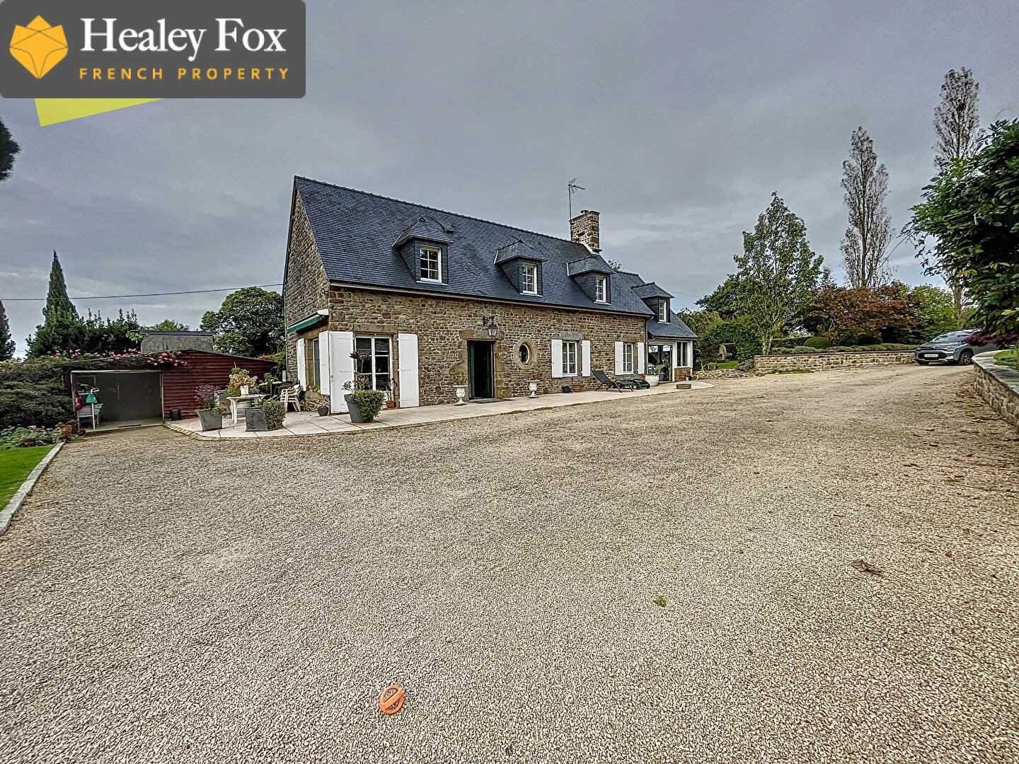 Hus i Villedieu-les-Poeles, Normandie 12516050