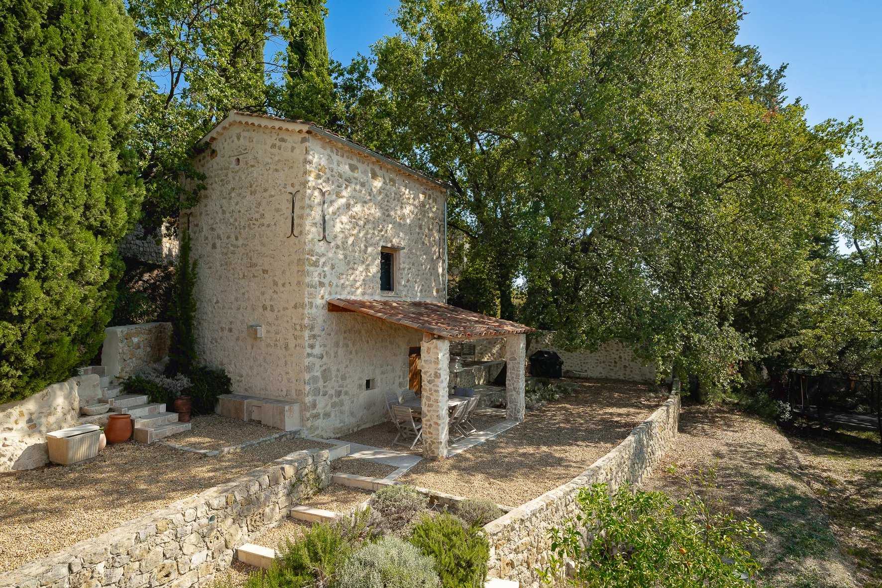 Будинок в Montauroux, Provence-Alpes-Côte d'Azur 12516182