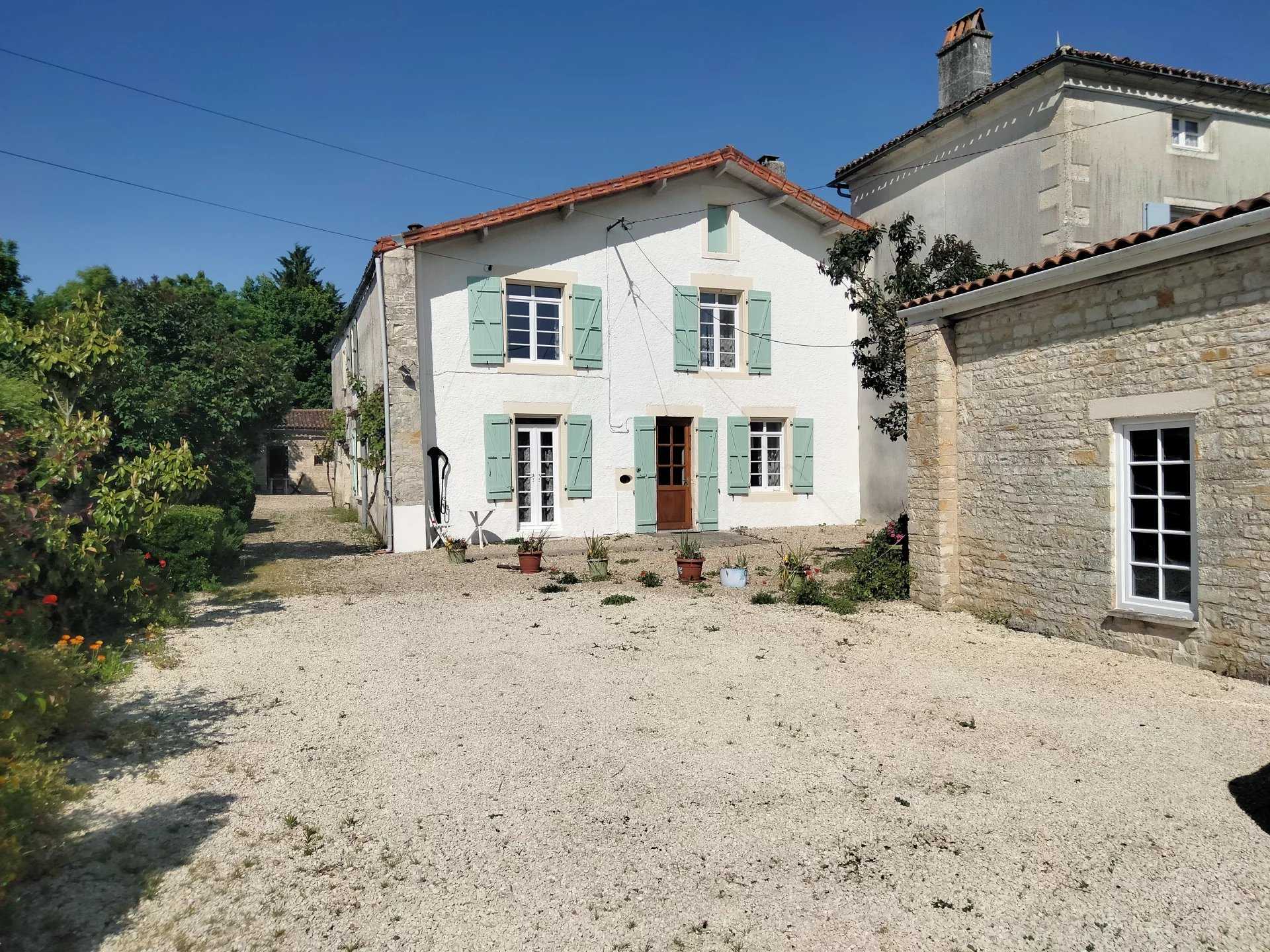 Rumah di Villejesus, Nouvelle-Aquitaine 12516219
