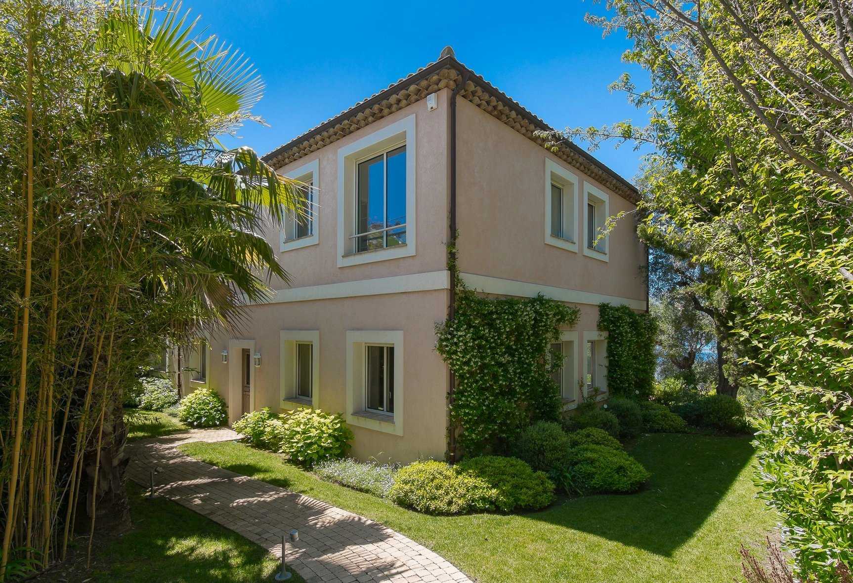 rumah dalam Villefranche-sur-Mer, Provence-Alpes-Côte d'Azur 12516373