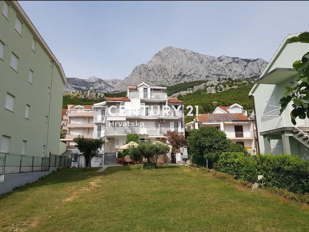 بيت في Baška Voda, Splitsko-dalmatinska županija 12518480