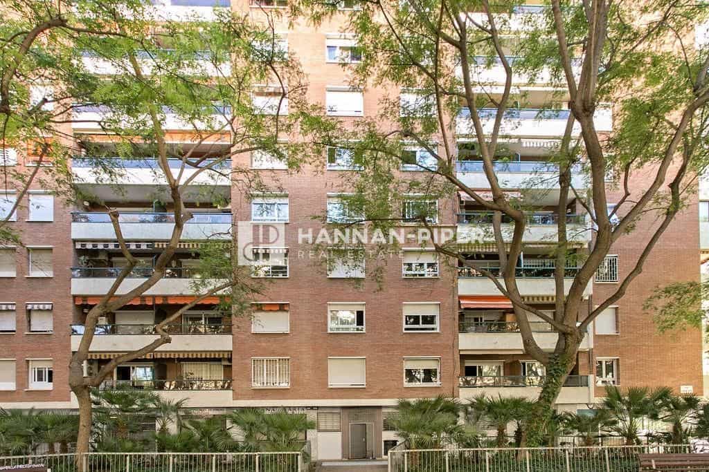 Condominium dans El Arrabal, Catalogne 12518640