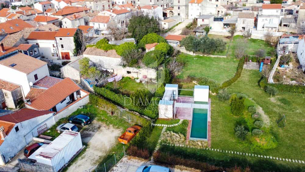 σπίτι σε Galižana, Istria County 12518729