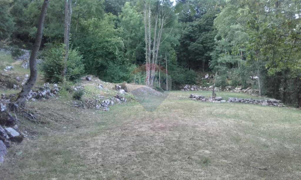 Tanah dalam Matulji, Primorsko-Goranska Zupanija 12519169