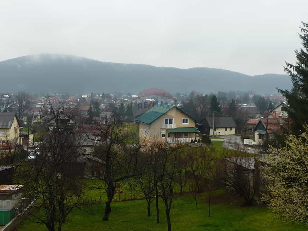 Huis in Ogulin, Karlovačka županija 12519204