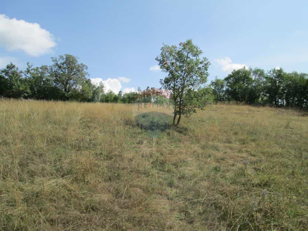 Tanah dalam Marcelji, Primorsko-Goranska Zupanija 12519227
