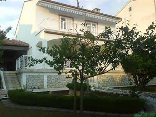 بيت في كريكفينيكا, بريمورسكو-جورانسكا زوبانيجا 12519560