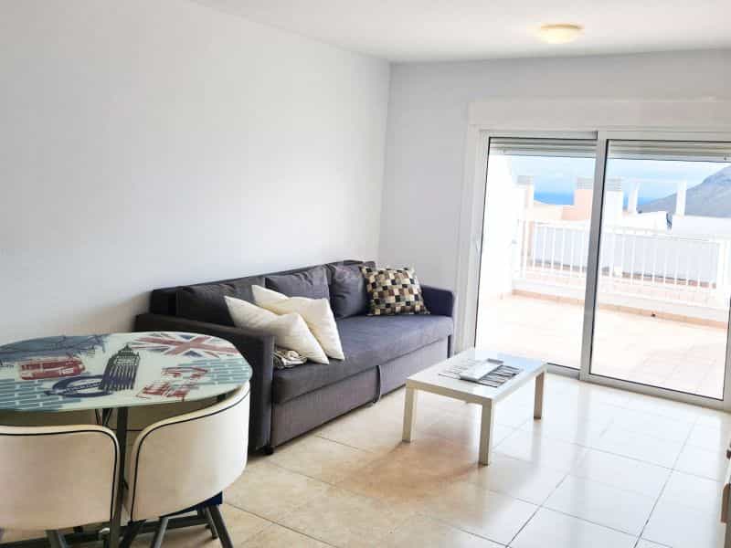 Condominium in Cabo Blanco, Canary Islands 12519569