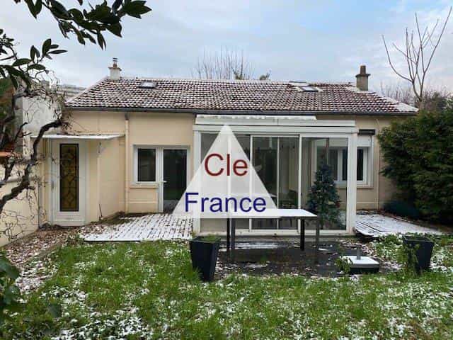 жилой дом в Creteil, Ile-de-France 12519634