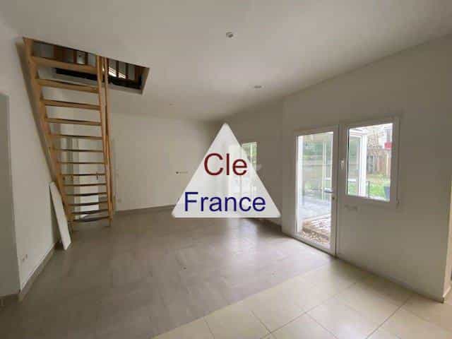 Будинок в Creteil, Ile-de-France 12519634