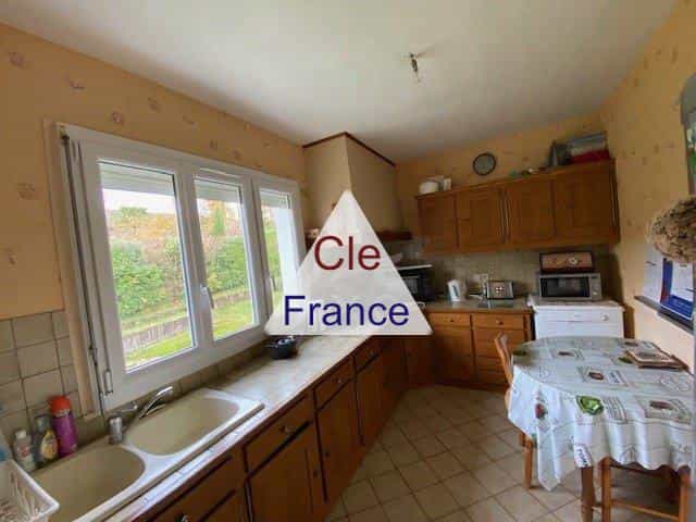 Huis in Briare, Centre-Val de Loire 12519694