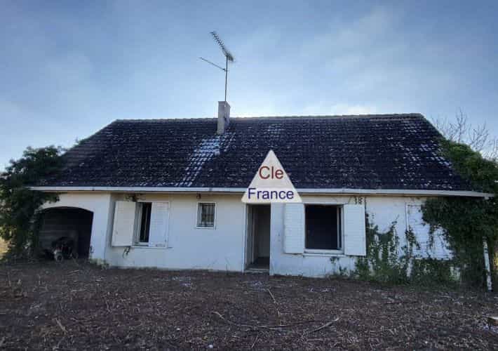 House in Chateaurenard, Centre-Val de Loire 12520244