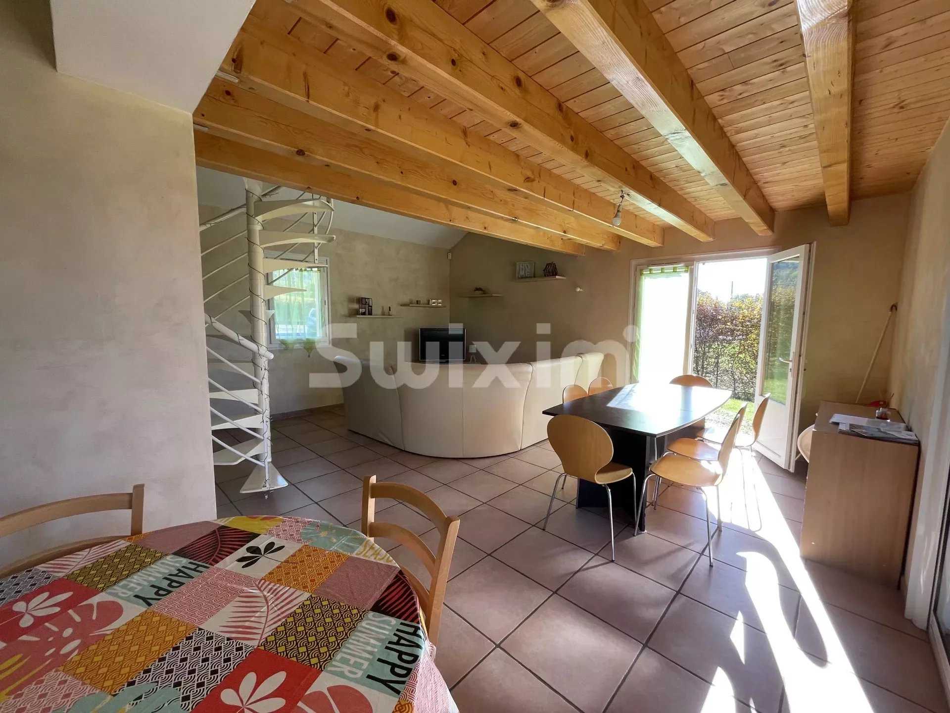 بيت في Arinthod, Bourgogne-Franche-Comte 12520622