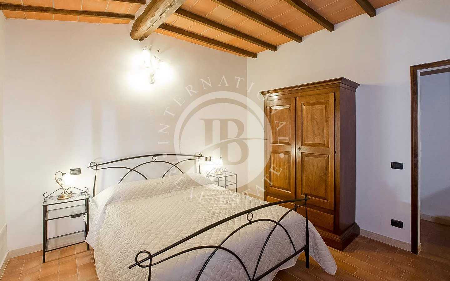 Будинок в Castelnuovo Berardenga, Siena 12520740