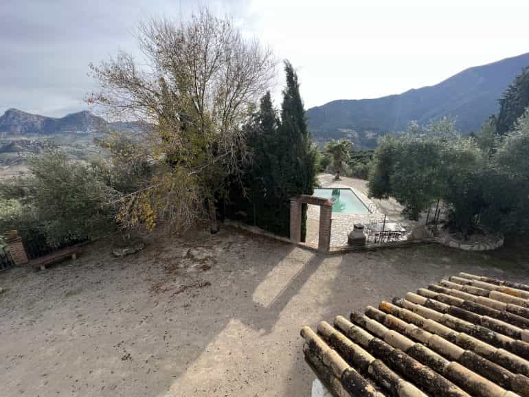 σπίτι σε Zahara de la Sierra, Andalusia 12520821