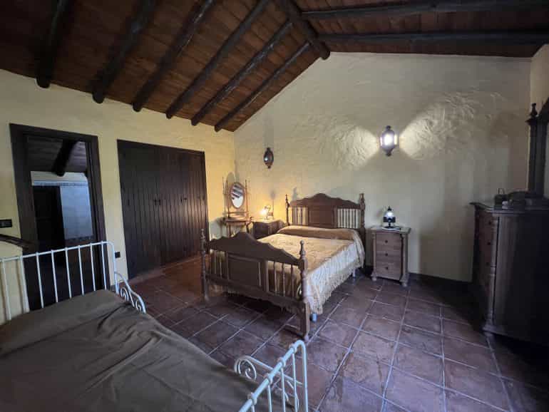 casa en Zahara de la Sierra, Andalusia 12520821