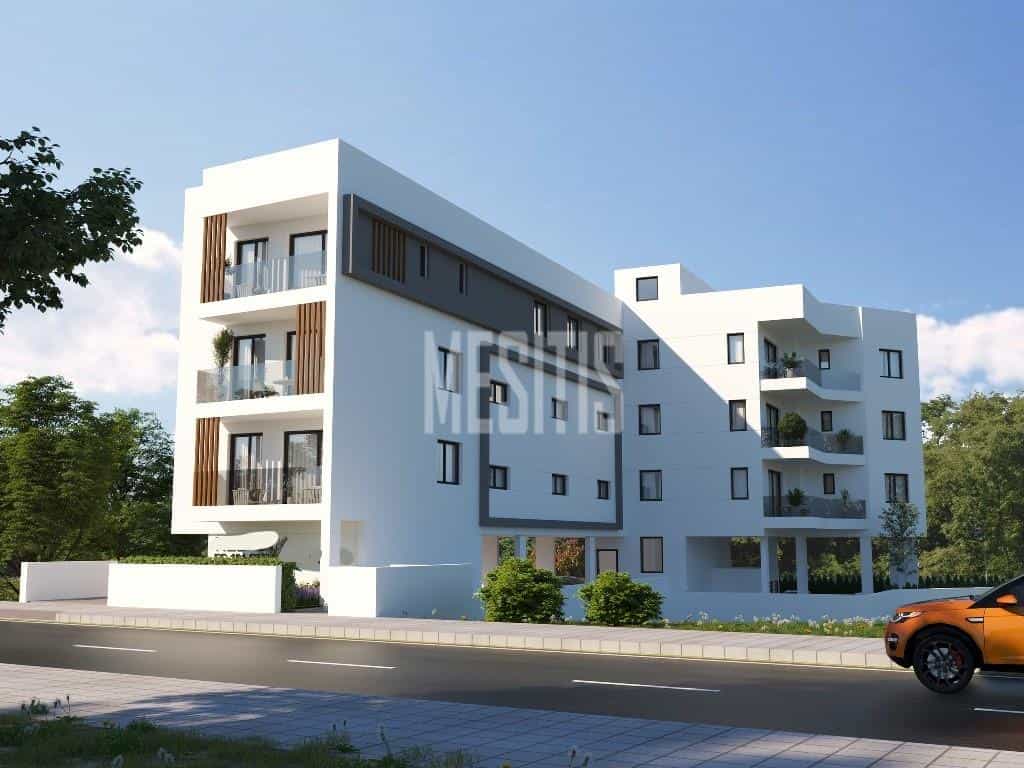 Condominium in Nicosia, Lefkosia 12521085