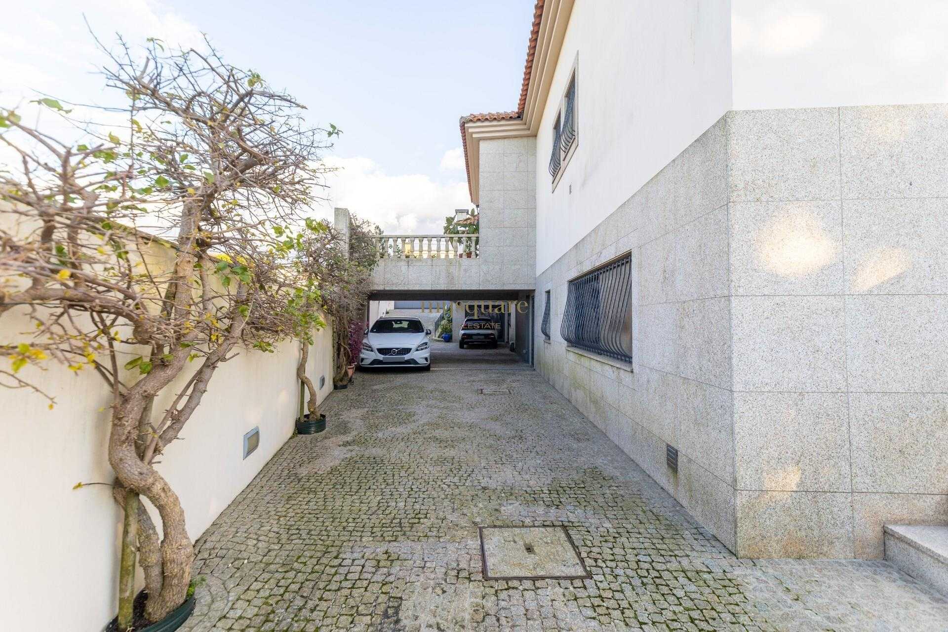 House in Arcozelo, Porto District 12521125