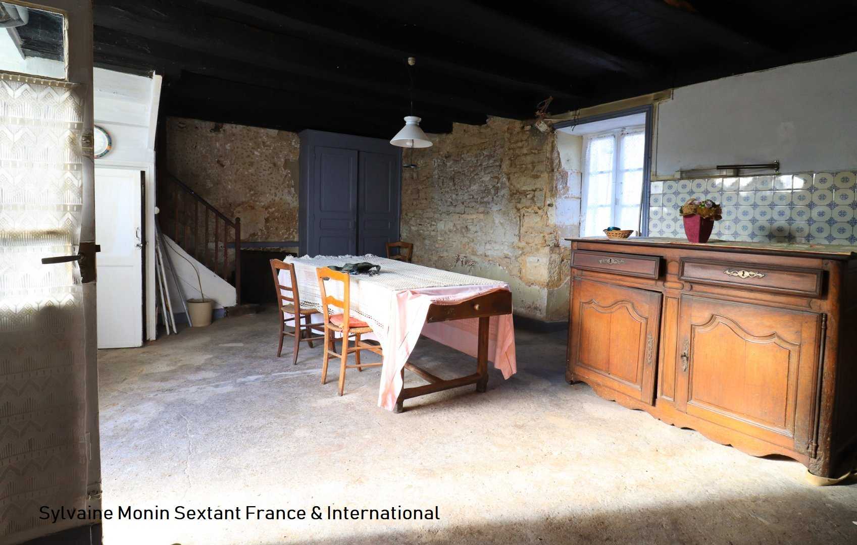σπίτι σε Mayac, Nouvelle-Aquitaine 12521291