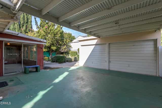 House in La Crescenta-Montrose, California 12523317