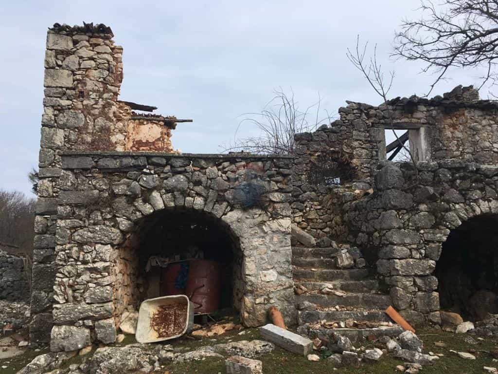 بيت في Sveti Petar, Primorje-Gorski Kotar County 12524591