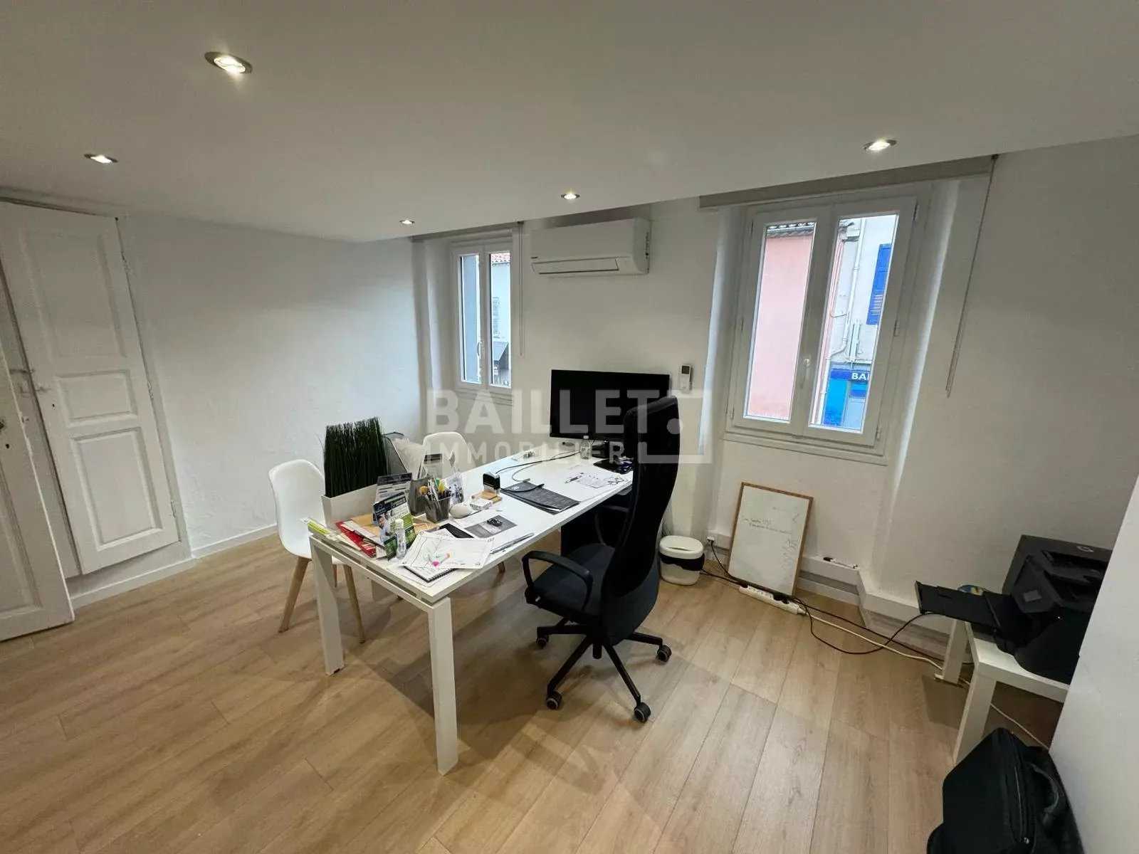 Office in Peymeinade, Provence-Alpes-Cote d'Azur 12524654
