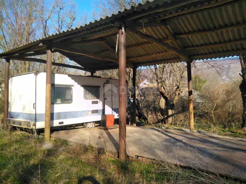 بيت في Susnjevica, Istarska Zupanija 12524874