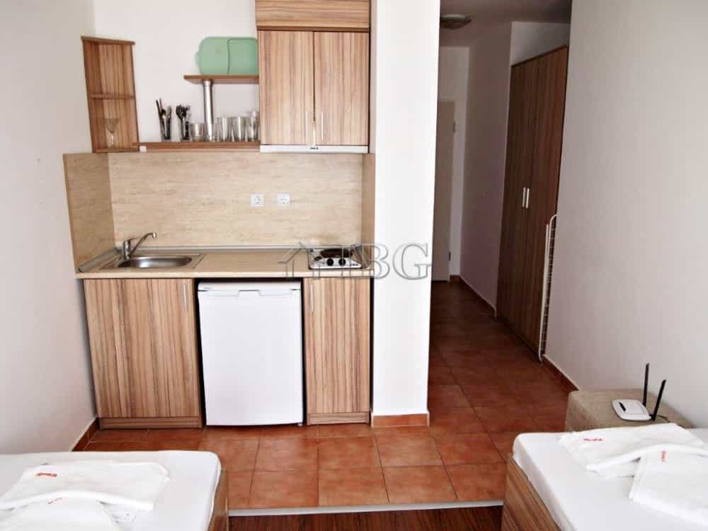Condominium in Aheloy, Burgas 12525347