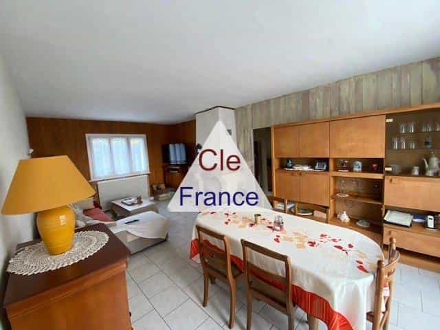 casa no Briare, Centre-Val de Loire 12525425