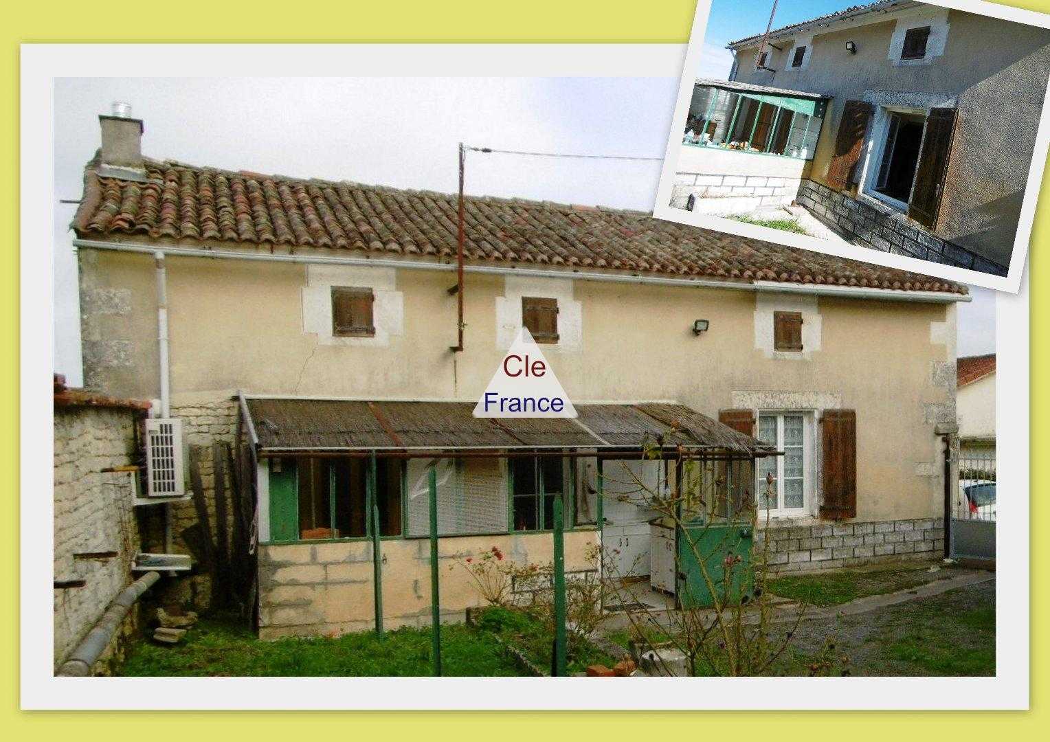 Casa nel Rouillac, Nouvelle-Aquitaine 12525444