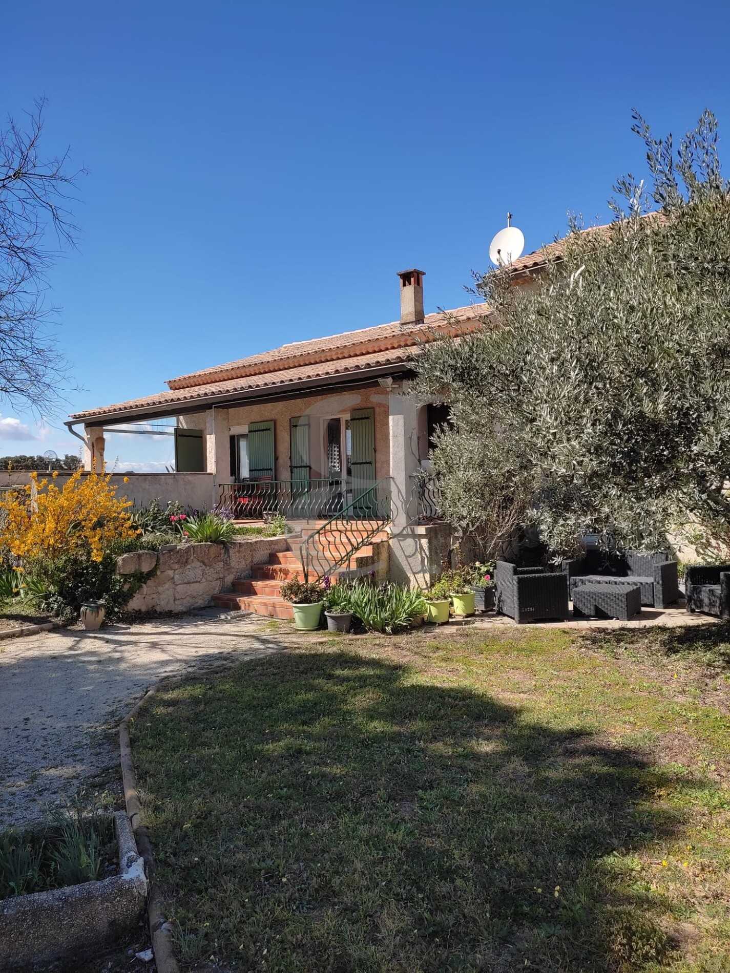 Hus i Visan, Provence-Alpes-Cote d'Azur 12525629