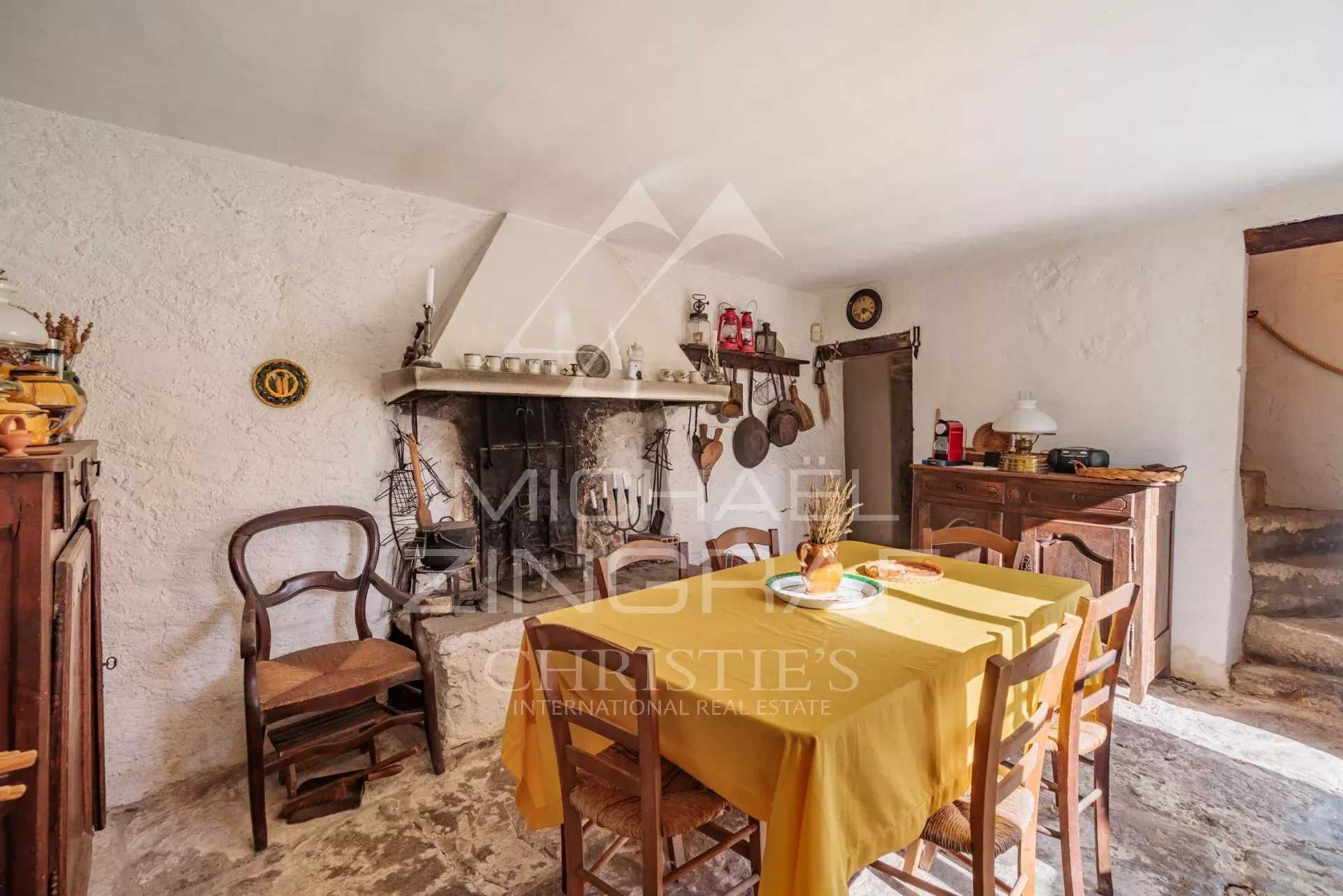 Hus i Gordes, Provence-Alpes-Cote d'Azur 12527175