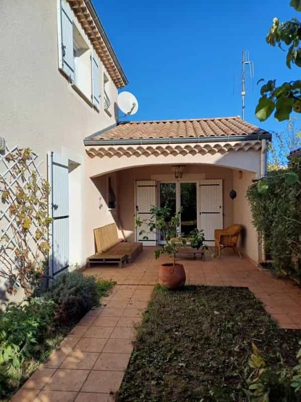 住宅 在 Montélimar, Drôme 12527180