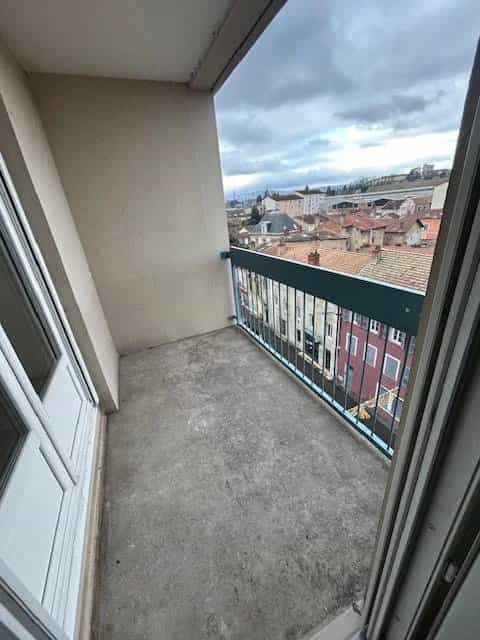 Condominium in Mâcon, Bourgogne-Franche-Comte 12527186