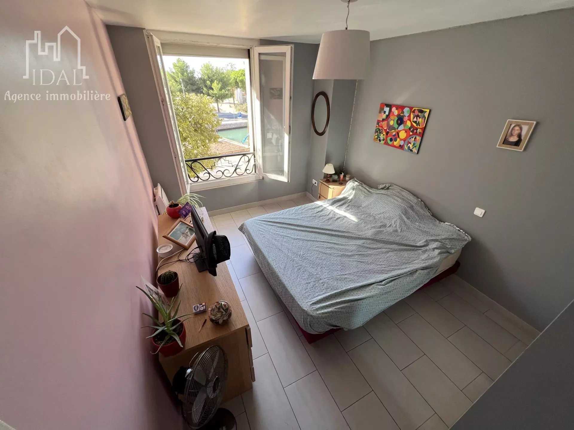 公寓 在 Frontignan, Hérault 12527212