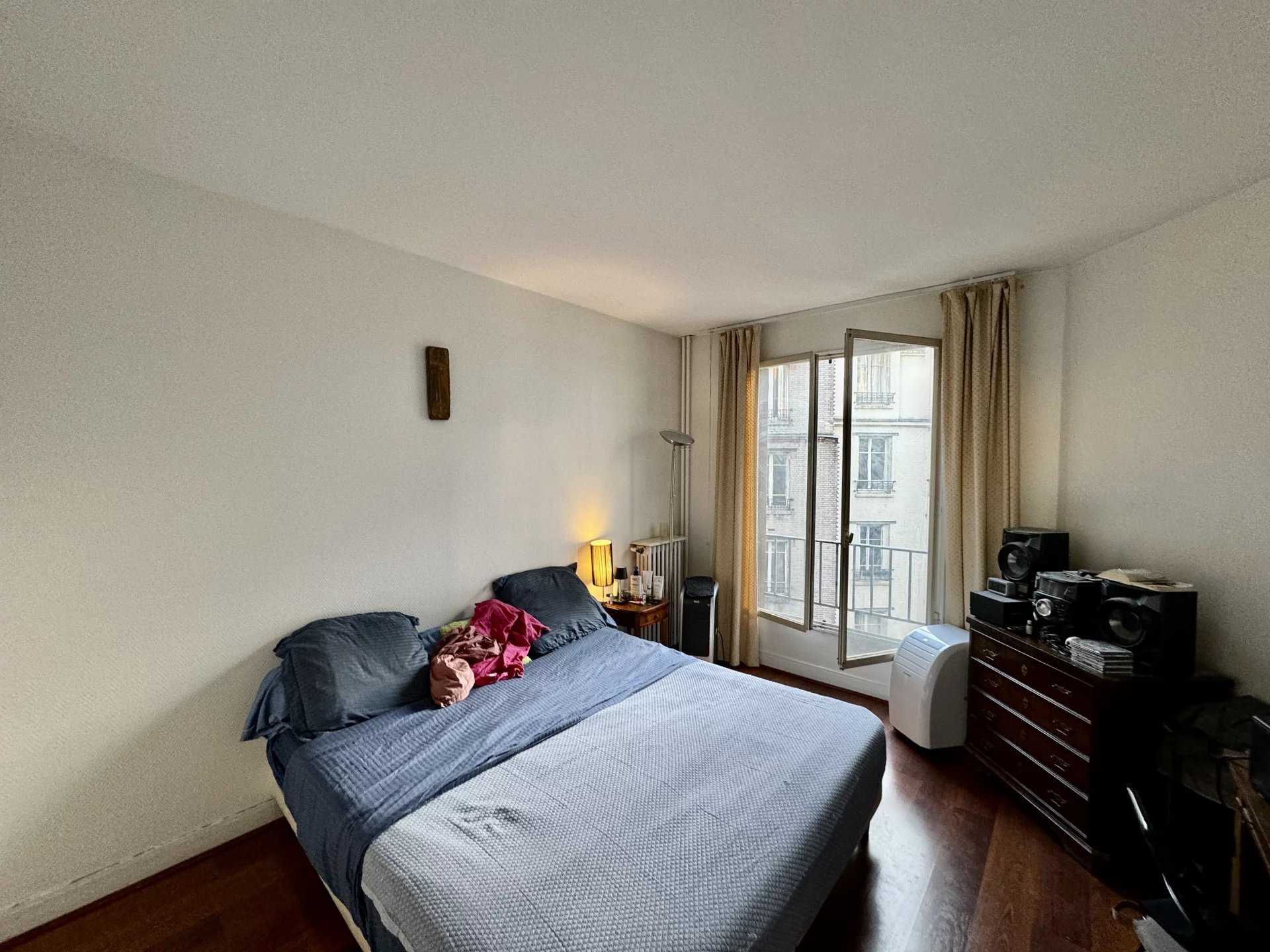 Residential in Paris 16ème, Paris 12527222