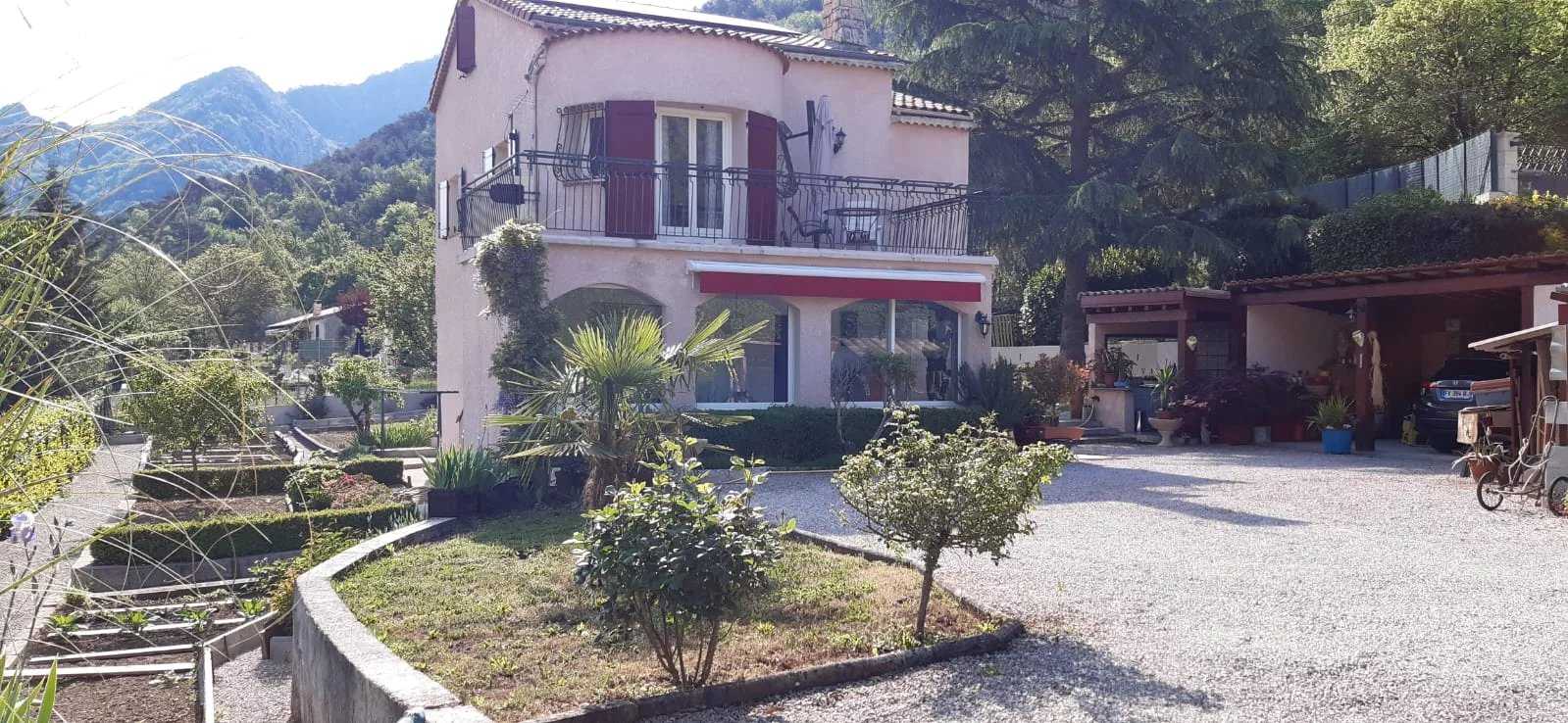 rumah dalam Sospel, Provence-Alpes-Côte d'Azur 12527334