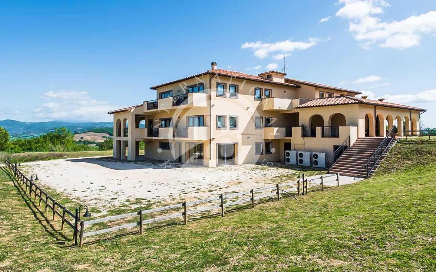жилой дом в Manciano, Tuscany 12527522
