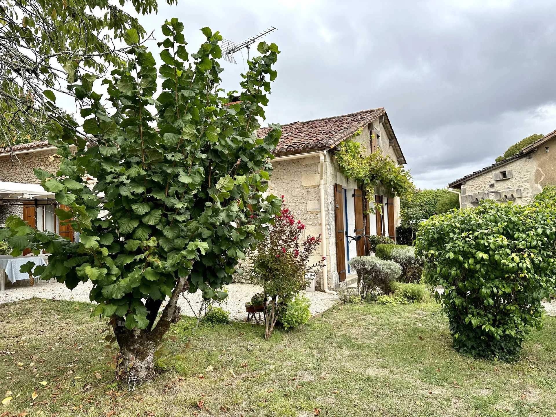 Будинок в Saint Privat en Périgord, Nouvelle-Aquitaine 12528788