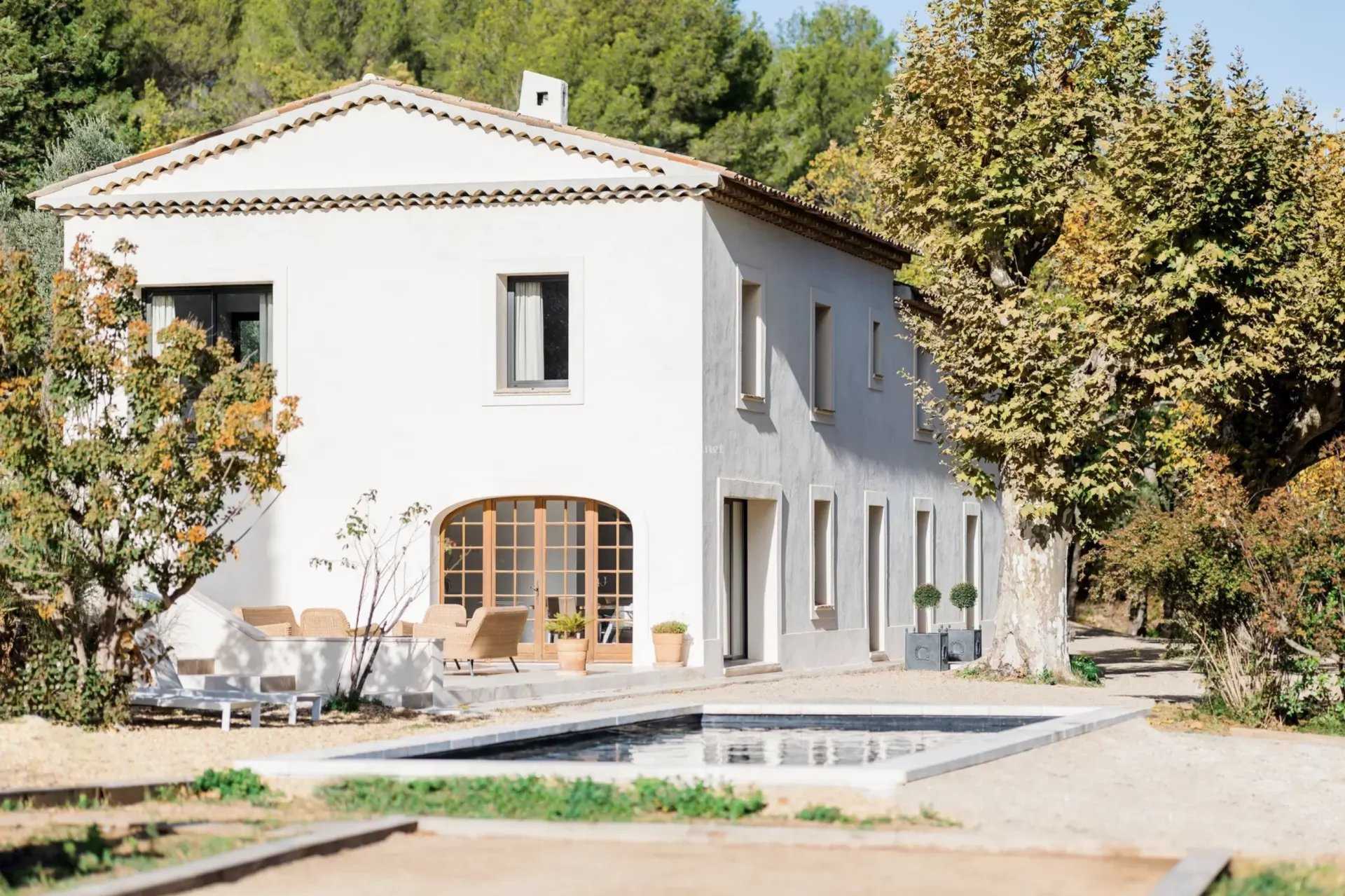 Dom w Flayosc, Provence-Alpes-Cote d'Azur 12528820
