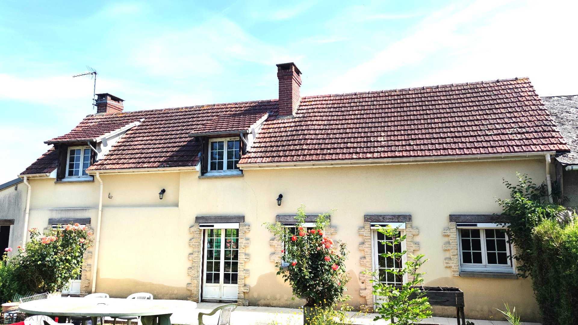 Rumah di Le Vaudreuil, Normandy 12530463