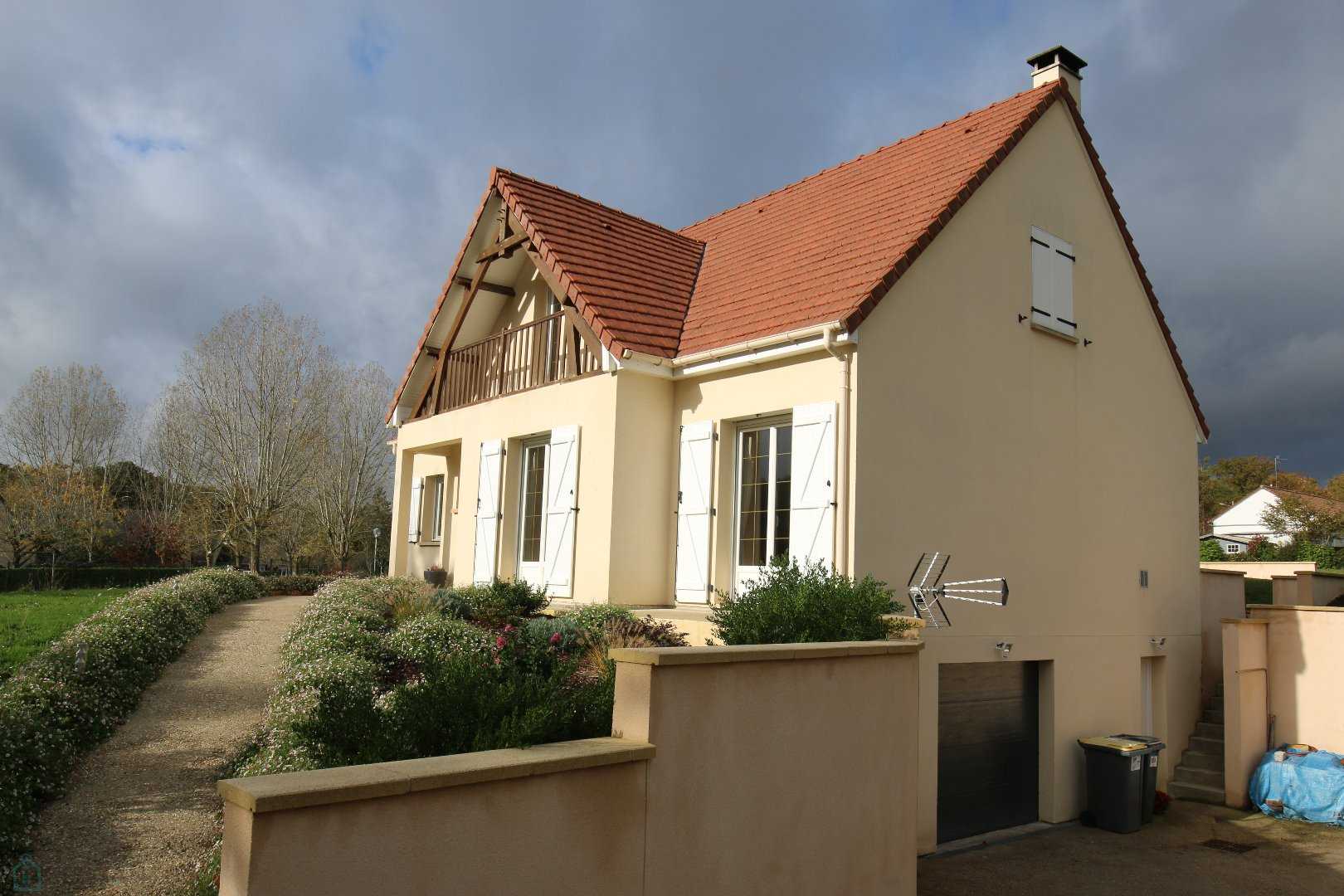 Condomínio no Saint-Sébastien-de-Morsent, Normandy 12531772