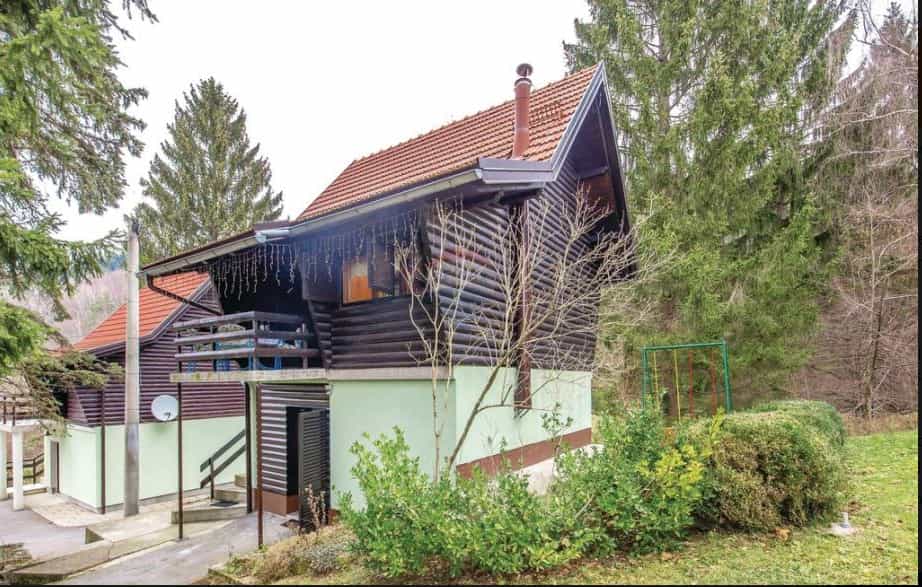 House in Vrbovsko, Primorsko-Goranska Zupanija 12532022