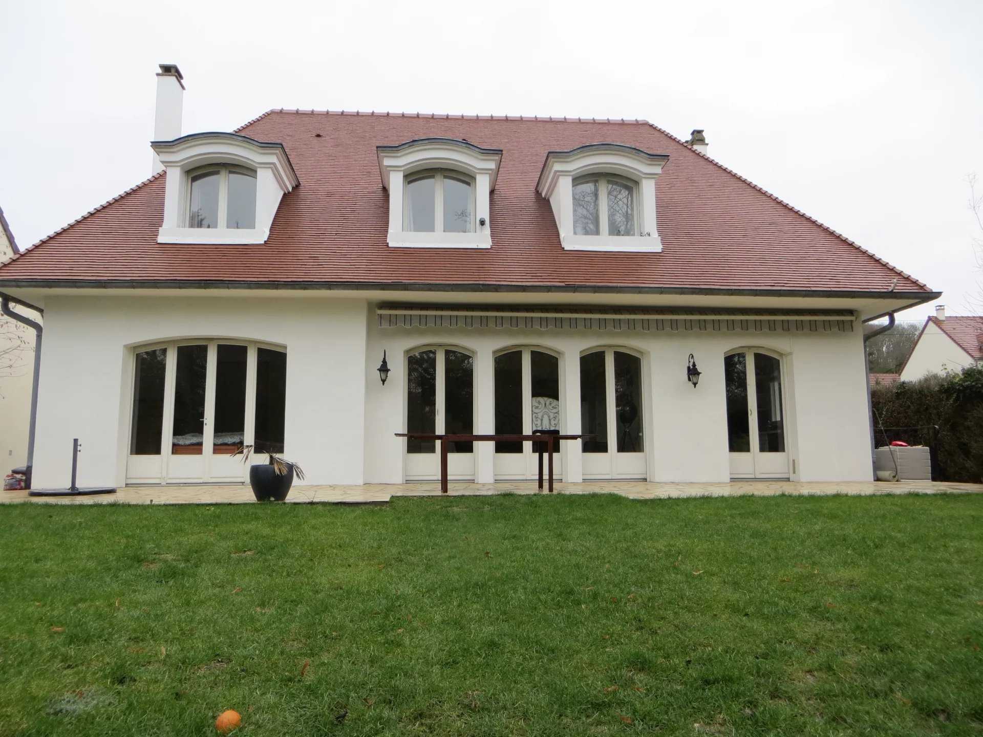 Huis in Cormeilles-en-Parisis, Val-d'Oise 12532040